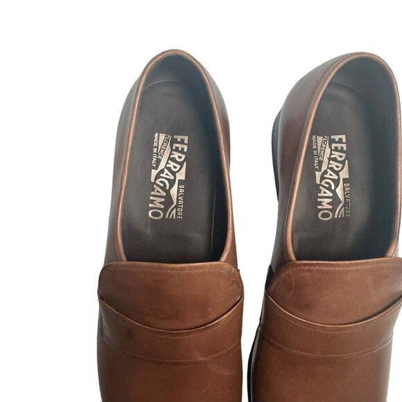Salvatore Ferragamo Classic Brown Leather Slip-On Loafers main image 12